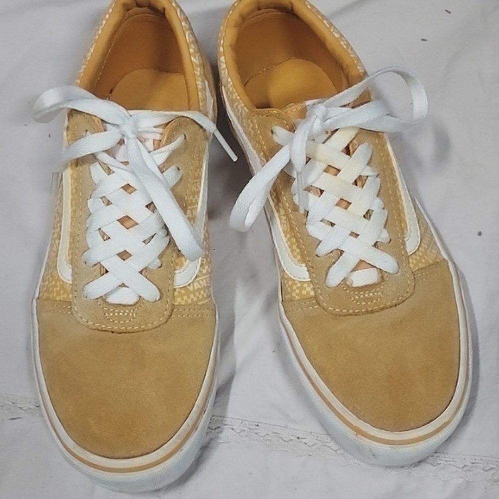 Vans  Mustard Yellow Low Top Sneakers Youth Size 6